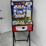 Máquina Mario Acrílica – Versión Original Medio Mueble